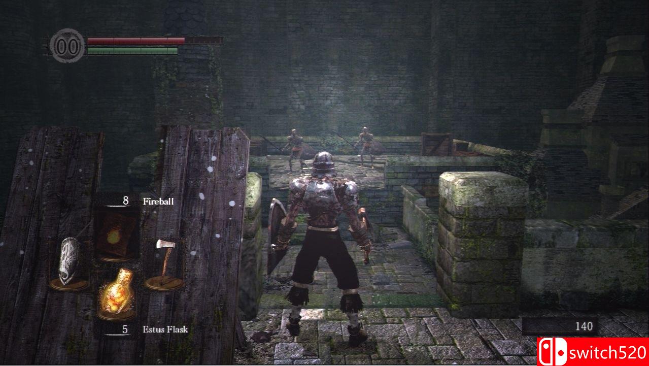 《黑暗之魂：受死版》游戏截图1